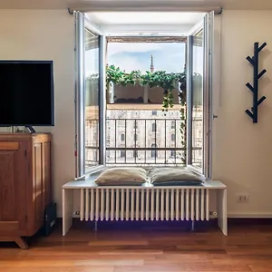 Easyhomes Duomo View ميلان