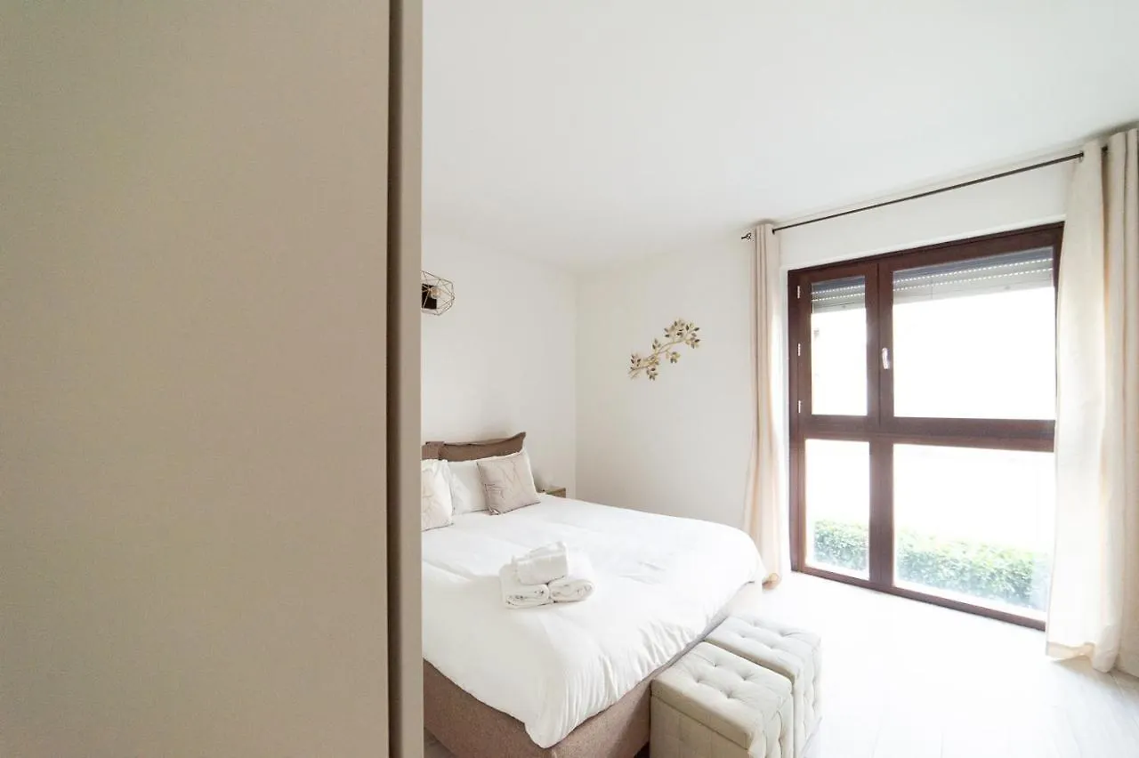 Hbhall Milano Green Apartment 9 Włochy